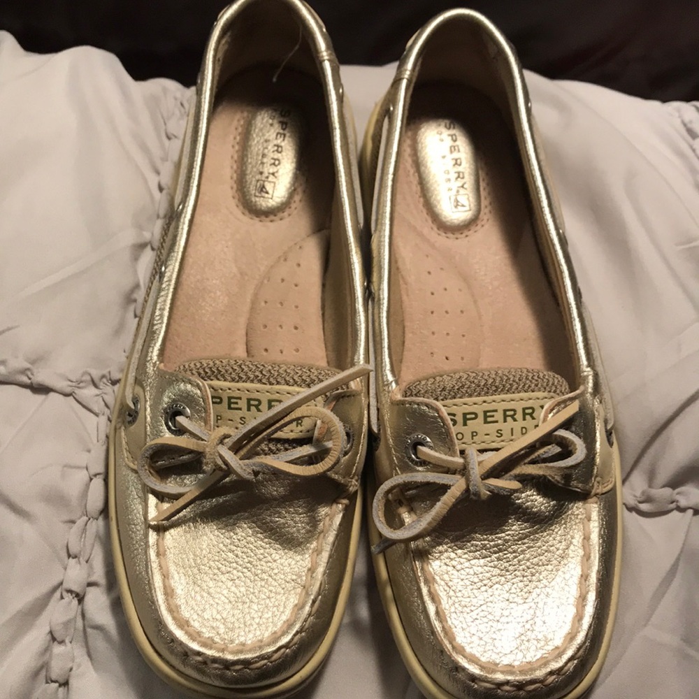 Sperry boat shoes